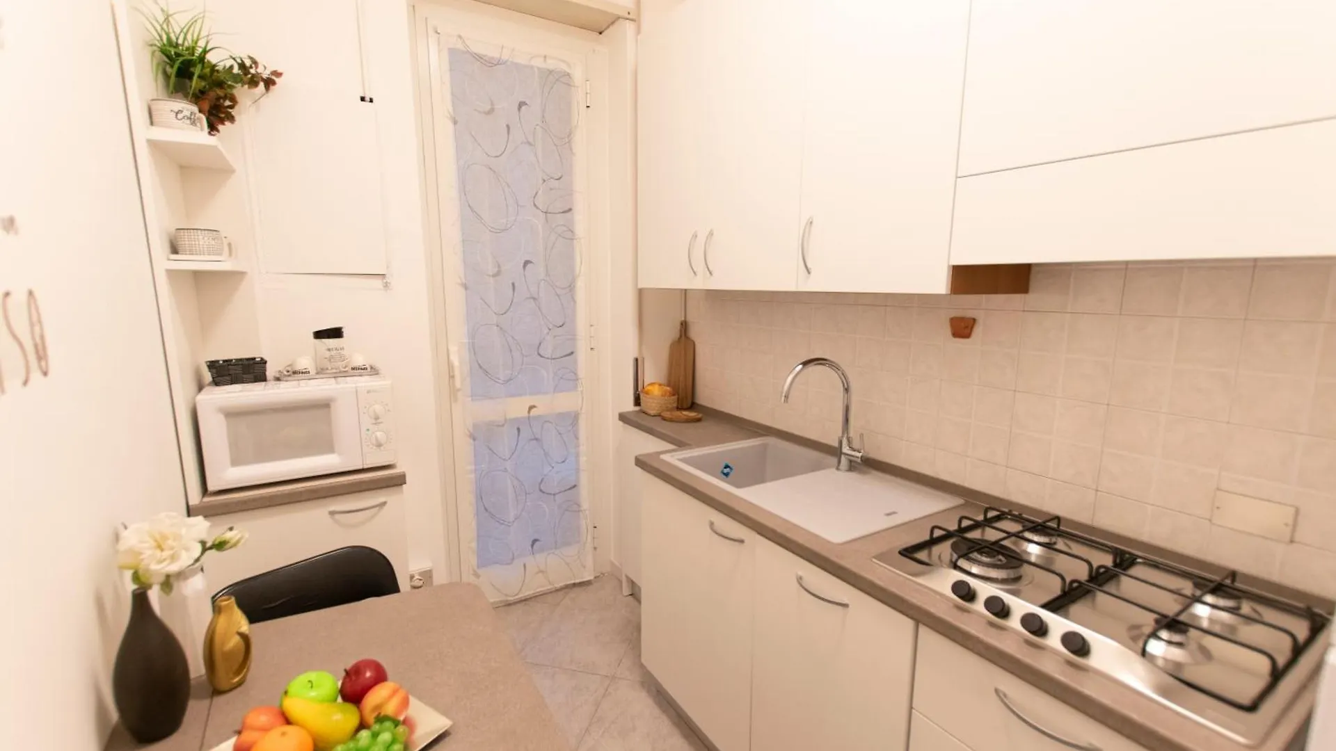 Ihost Apartment - Lodi 47 Milan Italy